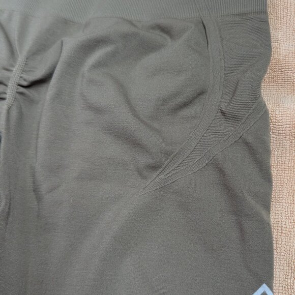 Effortless Seamless Shorts - Picture 10 of 10